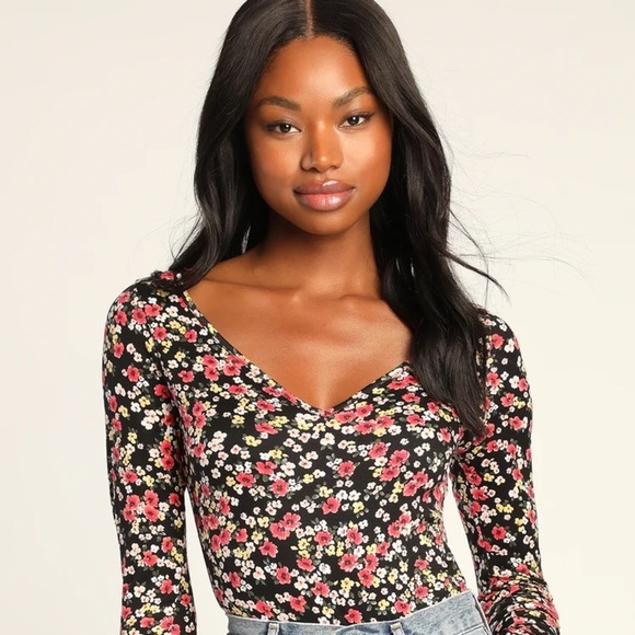 Lulus Blushing Blossum Floral Print bodysuit - Picture 1 of 6